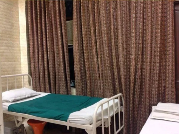 Dr. Meera Sethi Maternity and Infertility Clinic